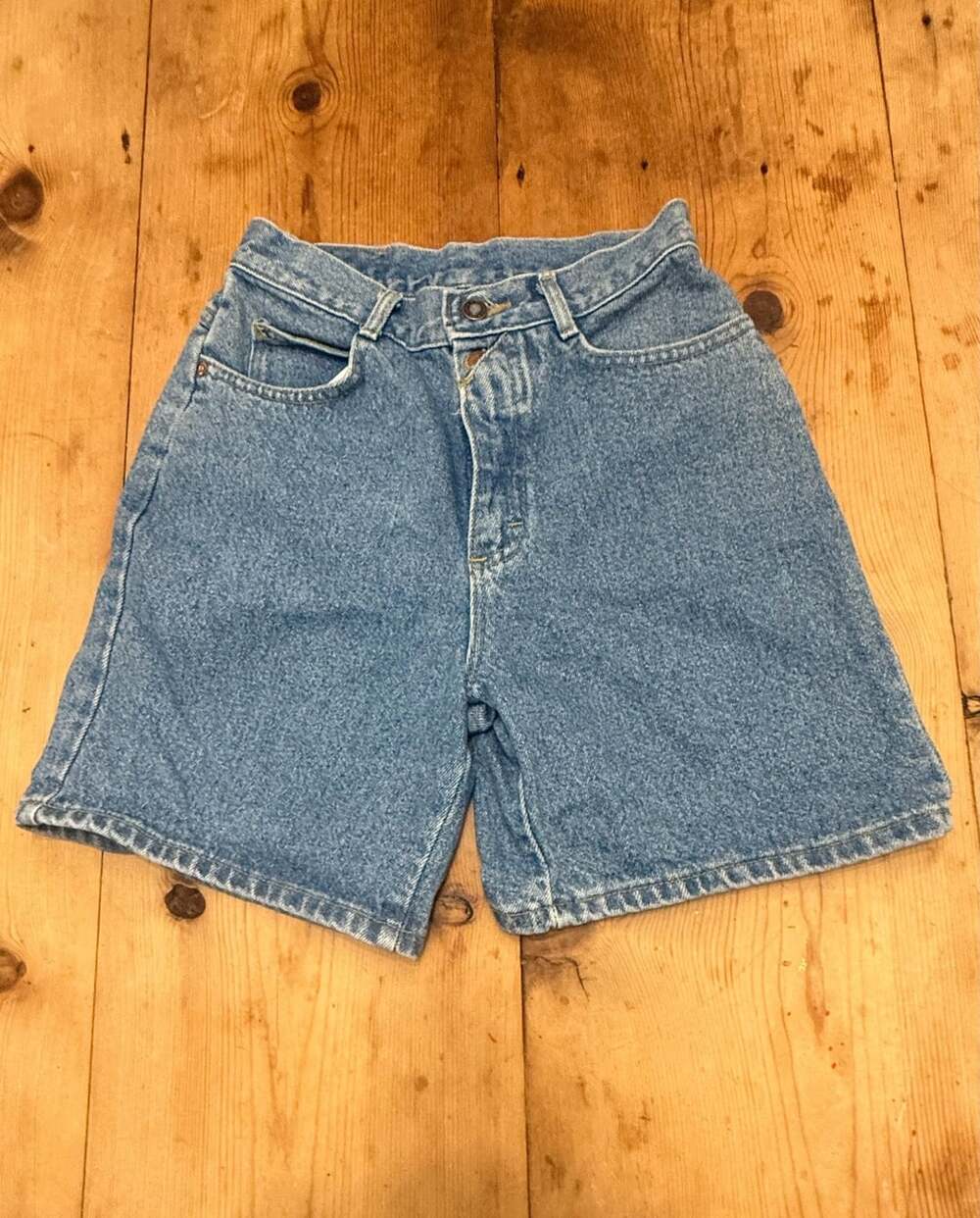Lee Vintage Denim Mom Shorts Size 7 Med Blue High Rise Cutoffs